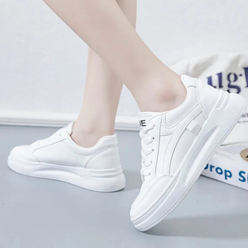 Tênis Feminino Fashion 2025 — Casual, Confortável e Estiloso com Cadarço