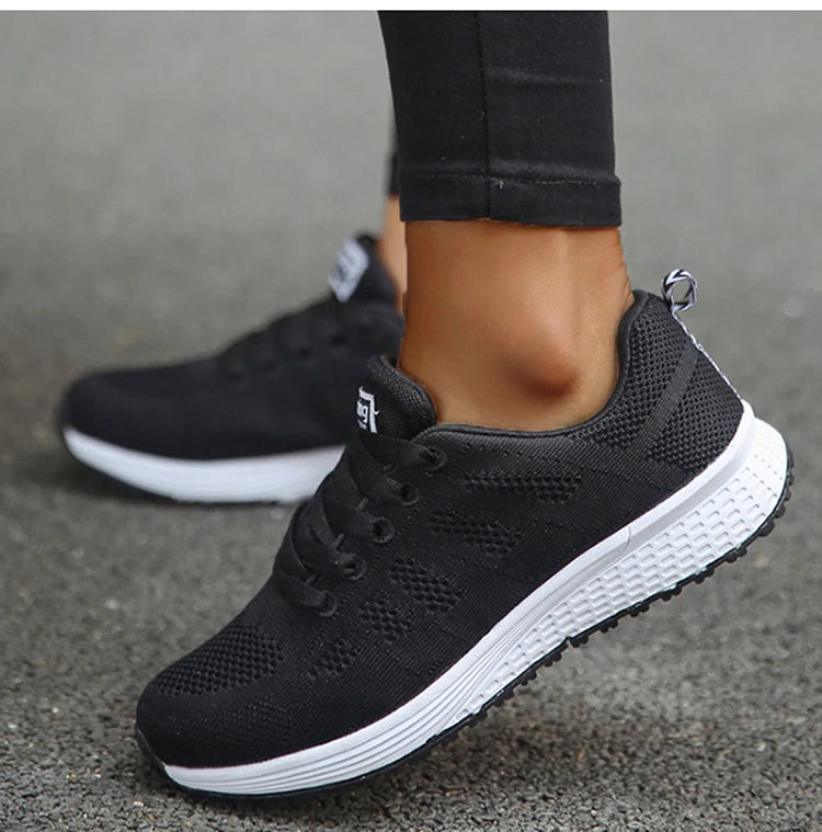 Tênis Feminino Plataforma Fashion 2025 — Casual, Estiloso e Confortável com Cadarço