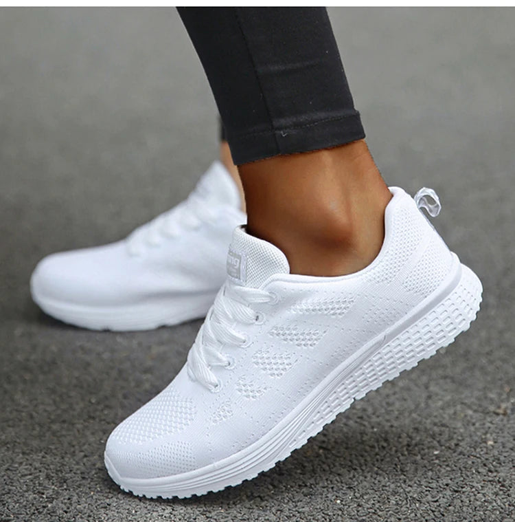 Tênis Feminino Plataforma Fashion 2025 — Casual, Estiloso e Confortável com Cadarço